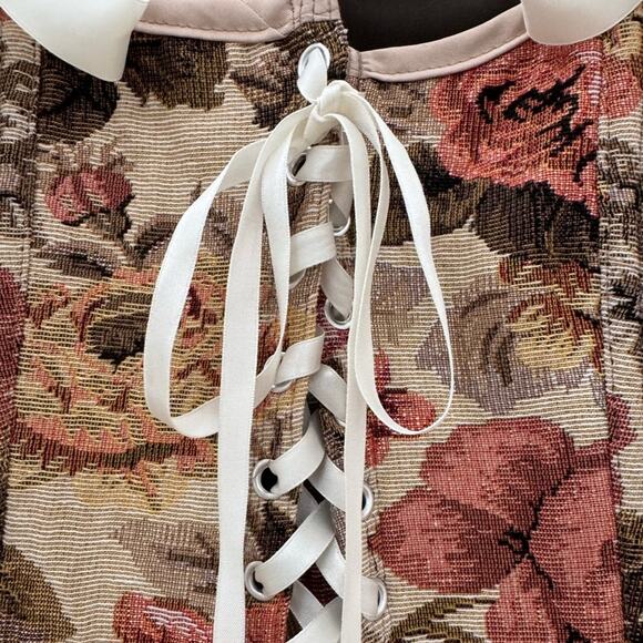 Floral brocade corset - Picture 4 of 5